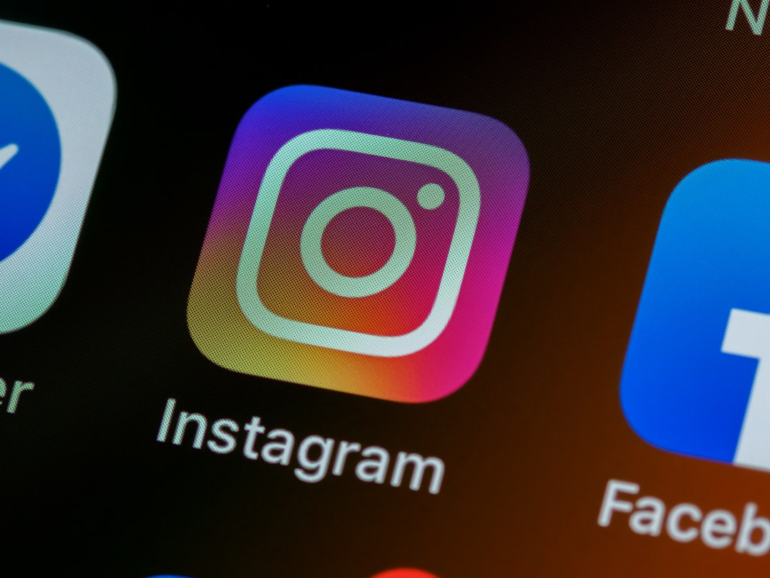 Photo social media mistakes